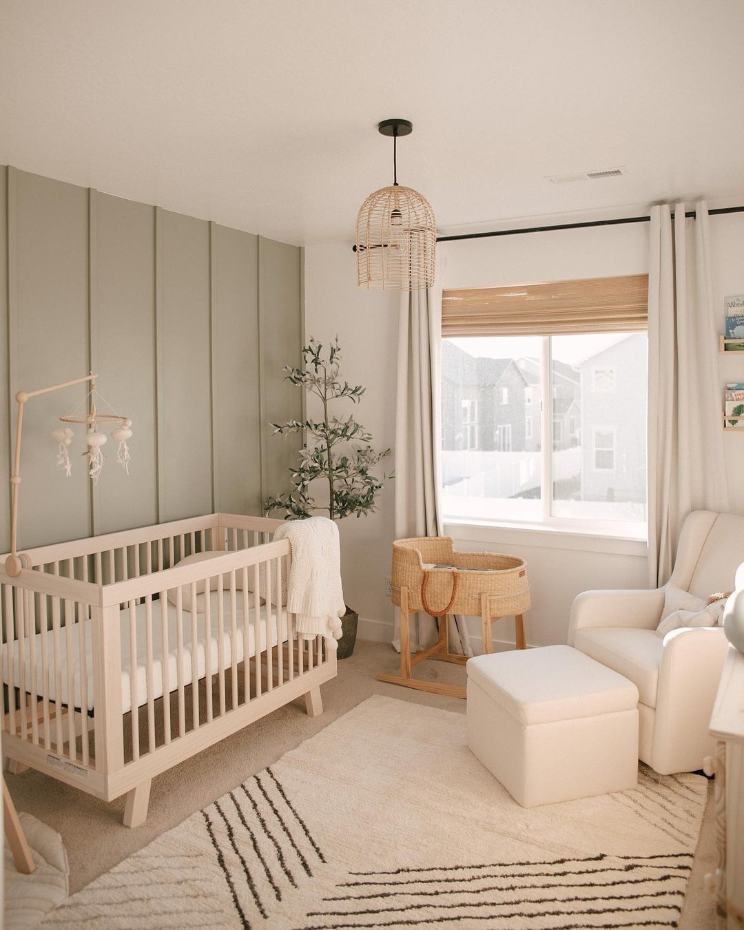 baby nursery organization