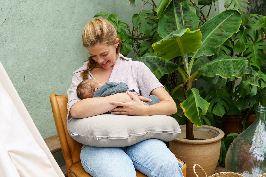 Doomoo Softy: Organic Cotton Small 2-in-1 Multi-Functional Pillow for Nursing and Lounging