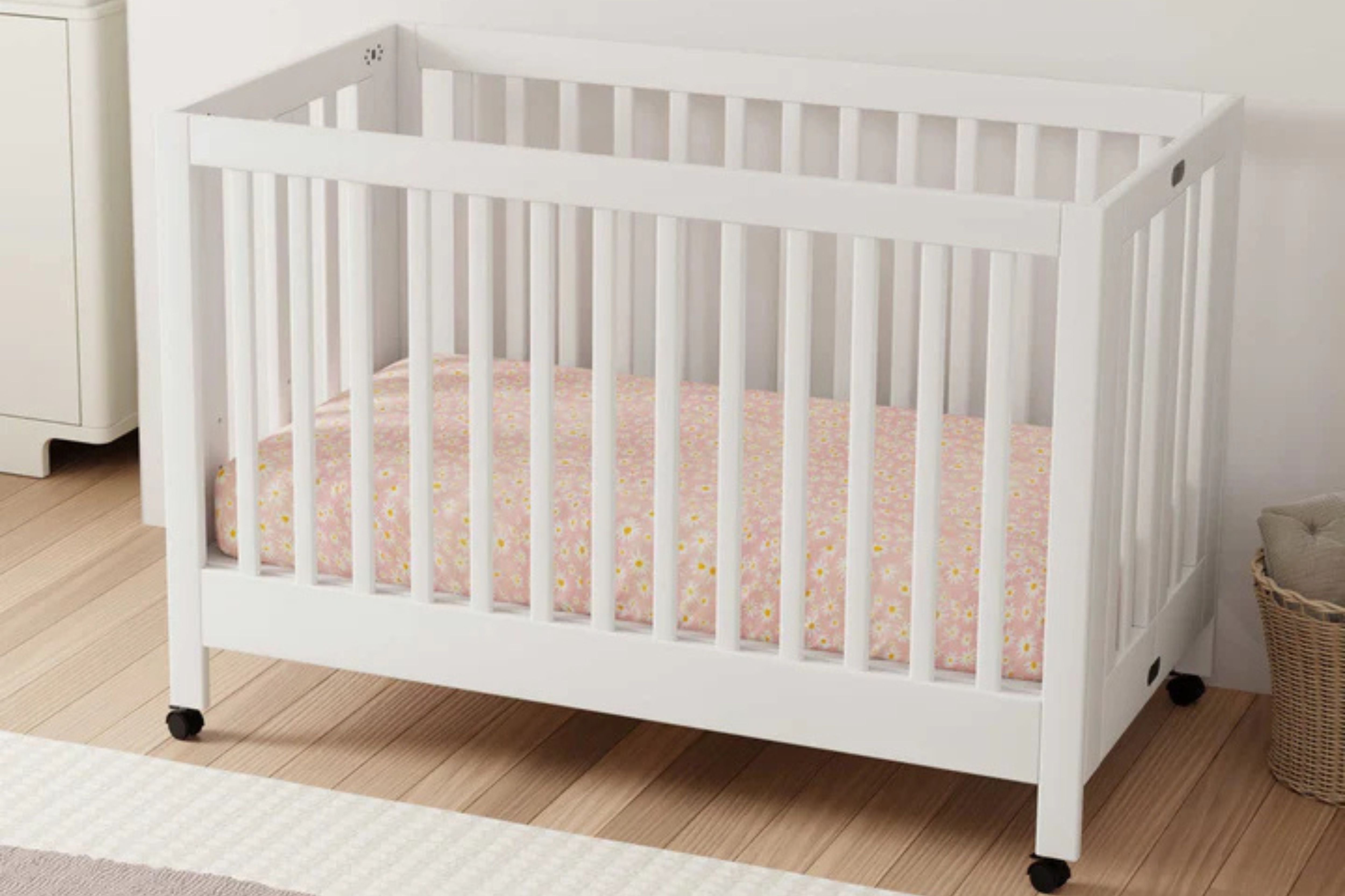 Babyletto Maki 3-in-1 Convertible Crib White#color_white