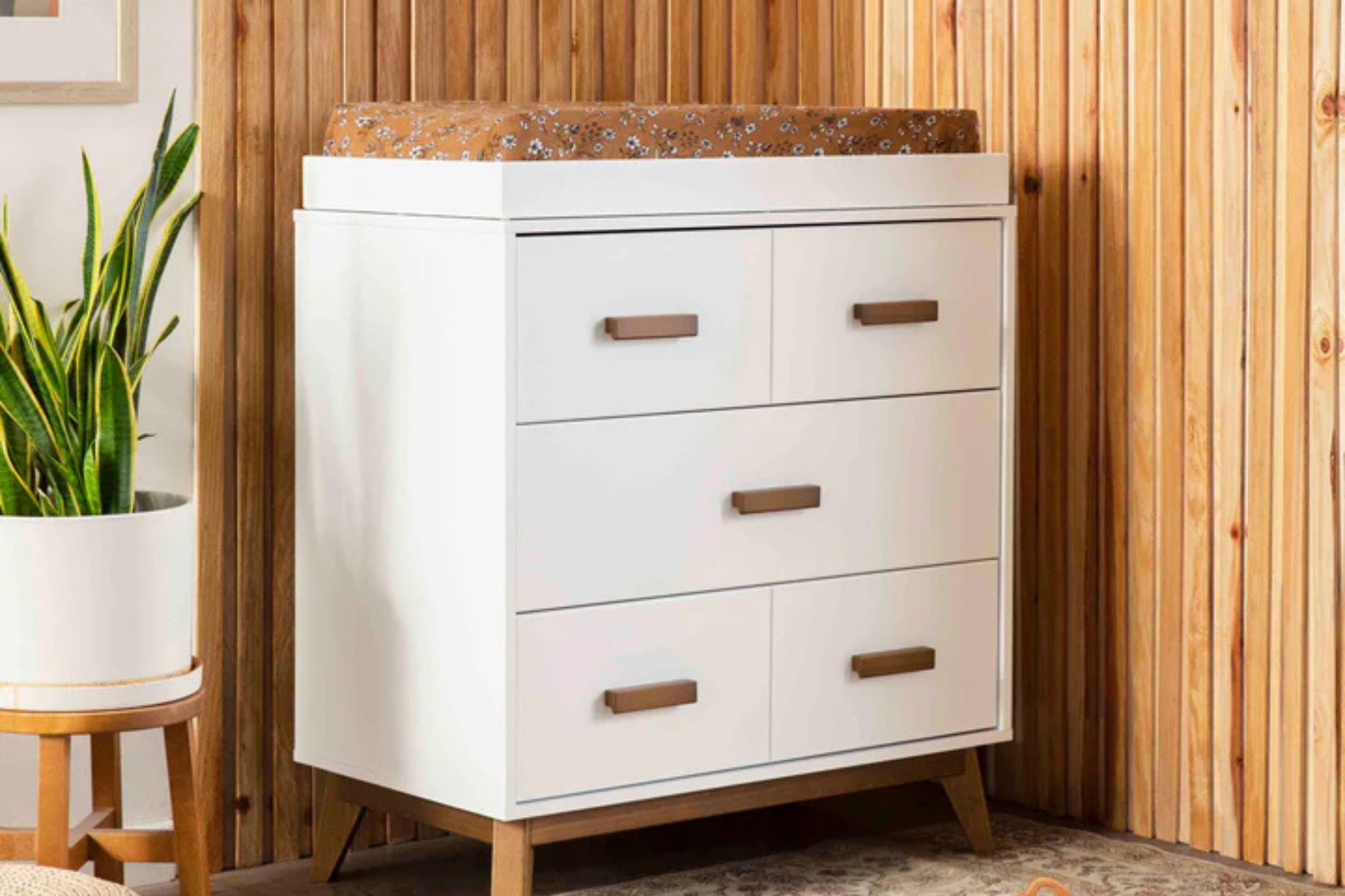 Babyletto Scoot 3-Drawer Dresser White & Walnut#color_white-and-walnut