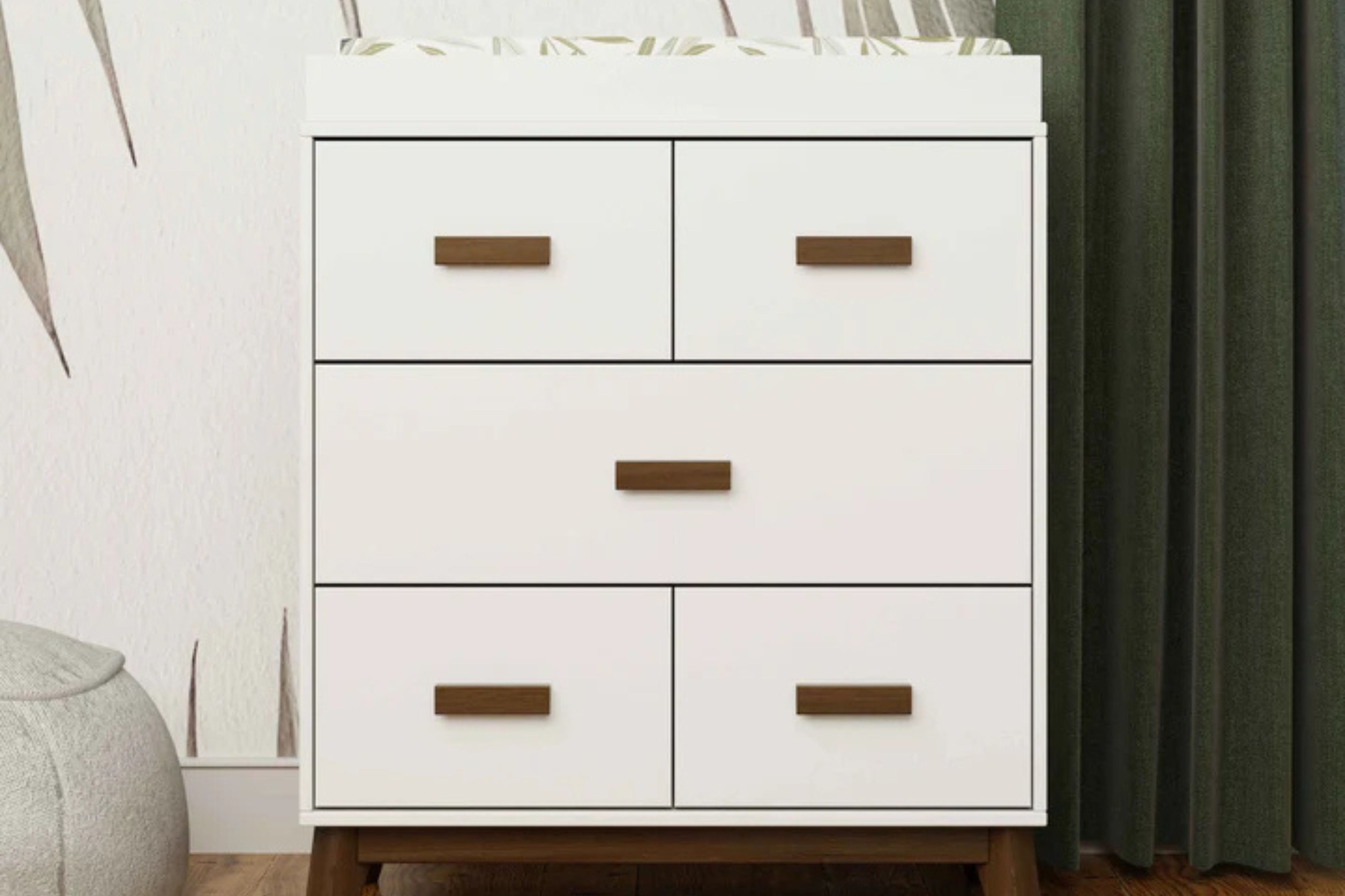 Babyletto Scoot 3-Drawer Dresser White & Walnut#color_white-and-walnut