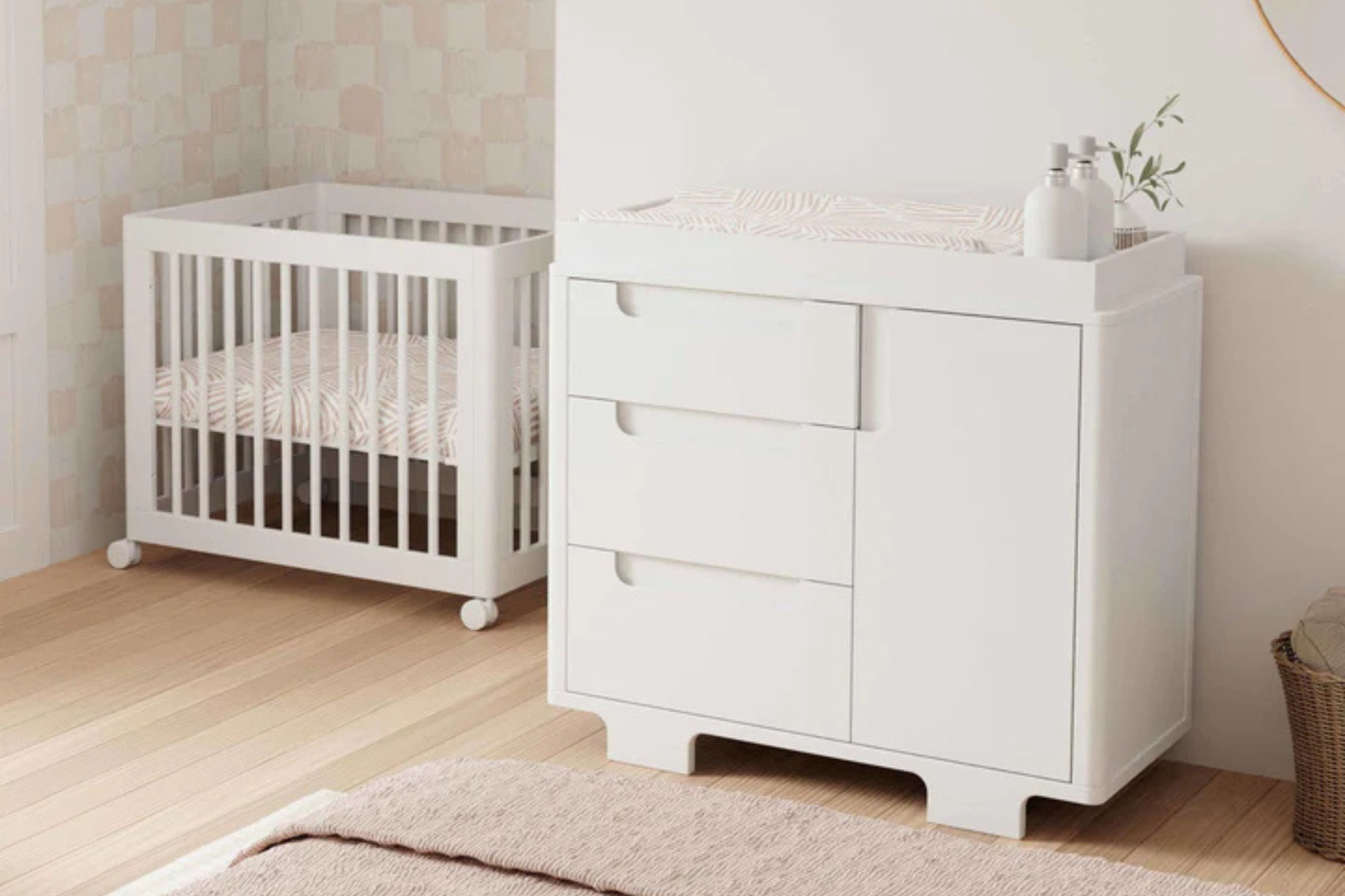 Babyletto Yuzu 3-Drawer Dresser White#color_white