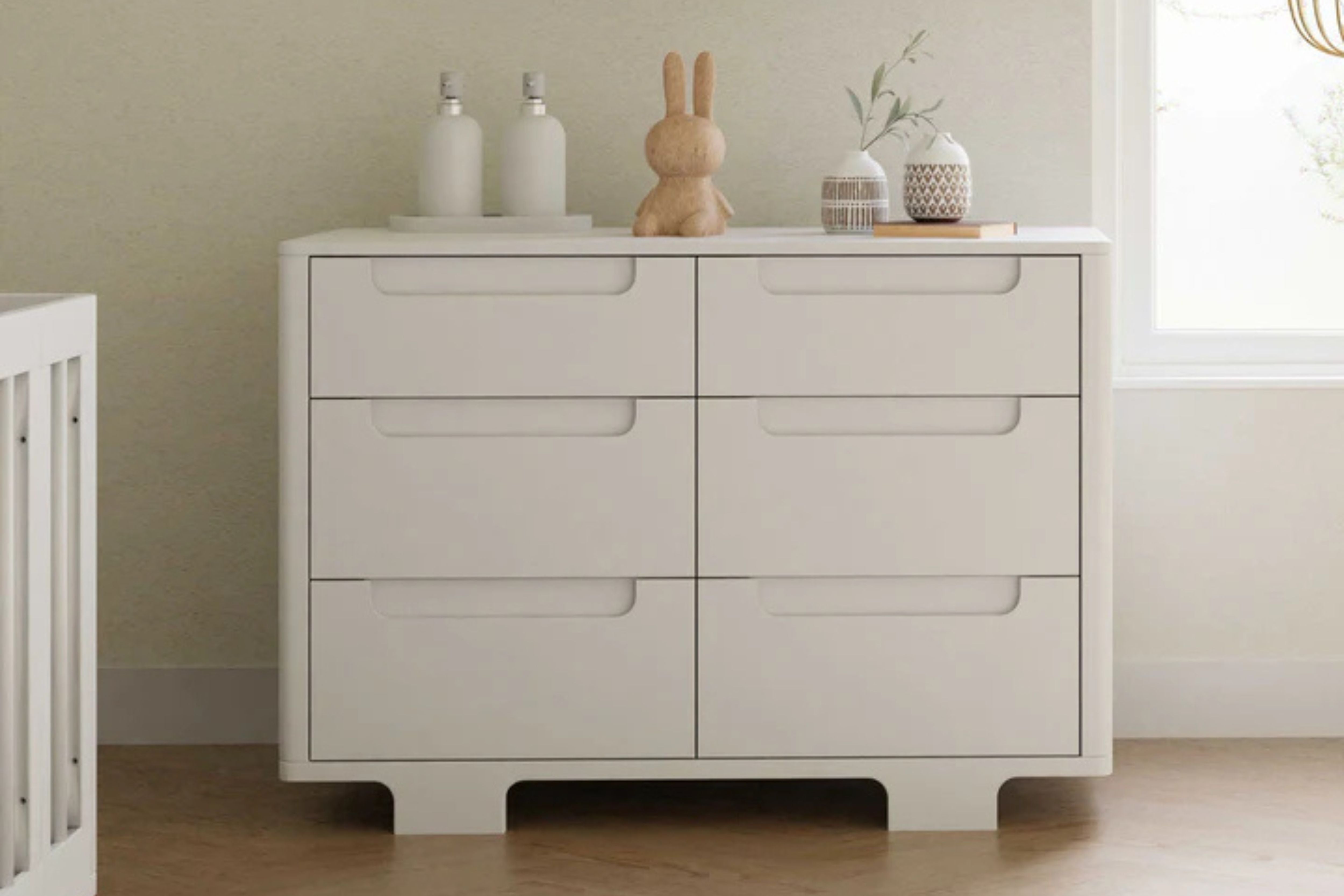 Babyletto Yuzu 6-Drawer Dresser White#color_white