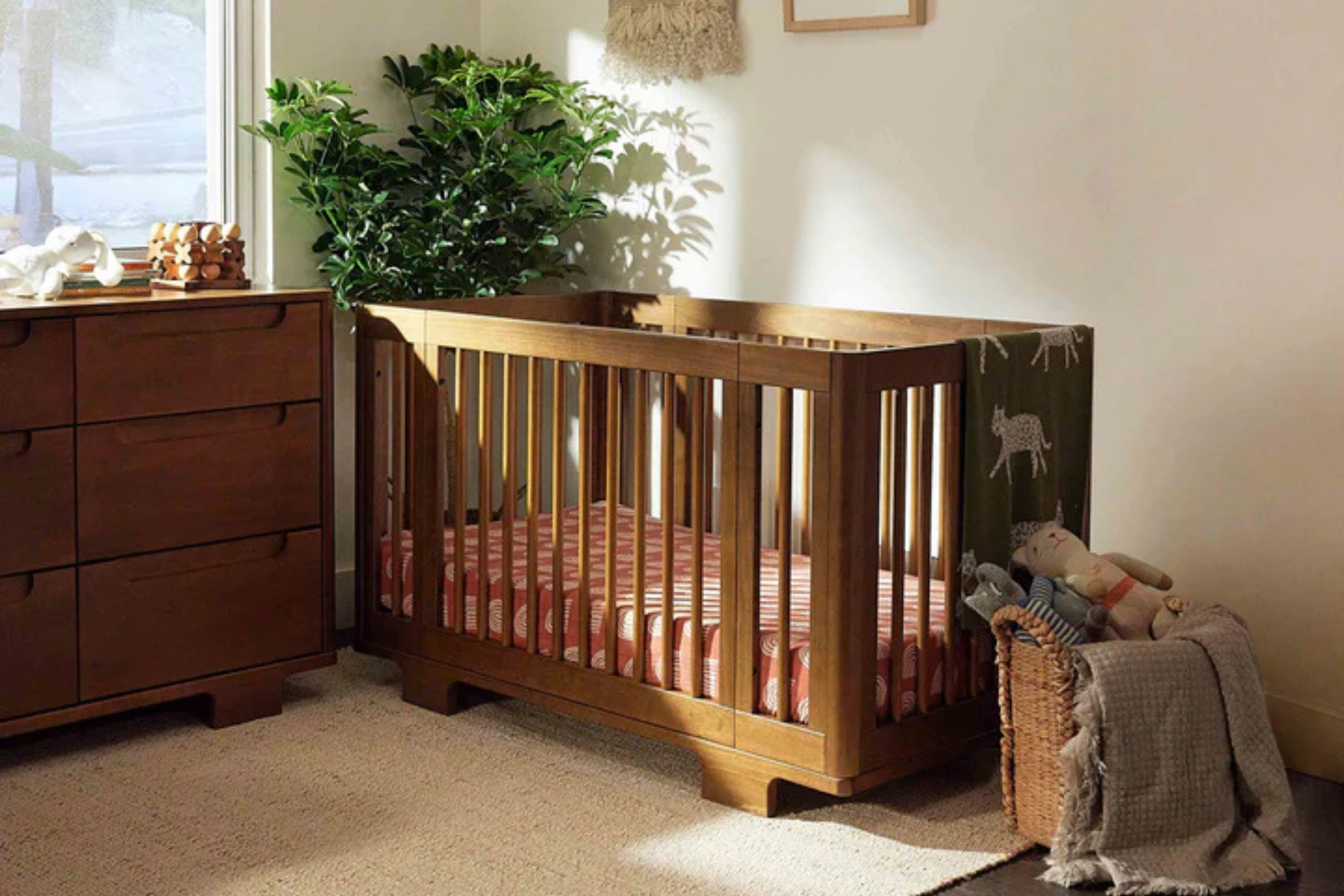 Babyletto Yuzu 8-in-1 Convertible Crib Walnut full size crib#color_walnut