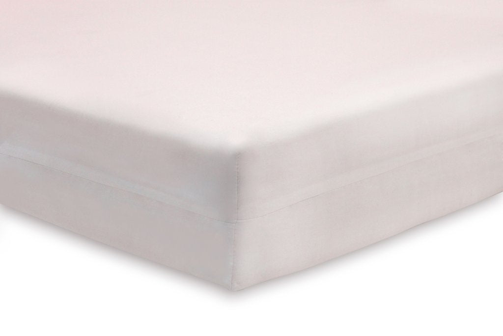 corner of babyletto pure core crib mattress